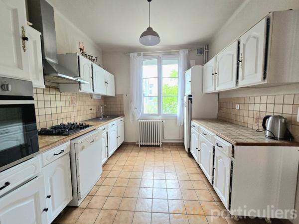 Vente
                Maison130 m² - 6 Pièces -
                    SAINT PIERRE DES CORPS (37700)