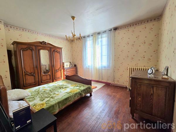Vente
                Maison130 m² - 6 Pièces -
                    SAINT PIERRE DES CORPS (37700)