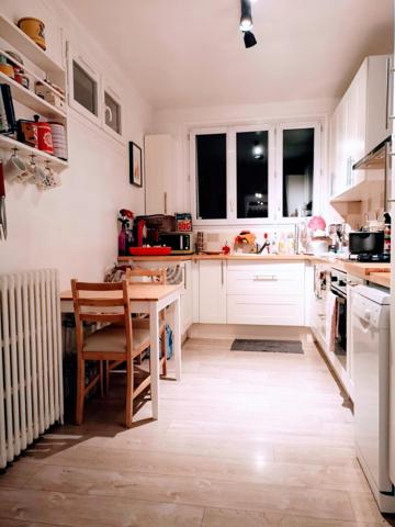 Maison familiale avec grand jardin sécurisé