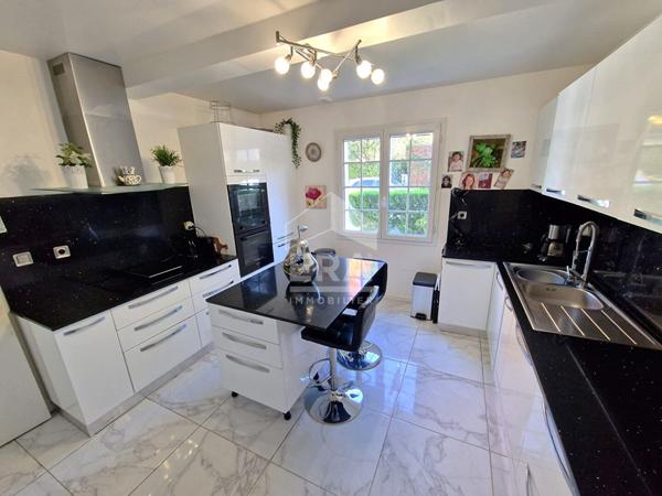 Maison à Cormeilles En Parisis 7 pièces 134.35 m²