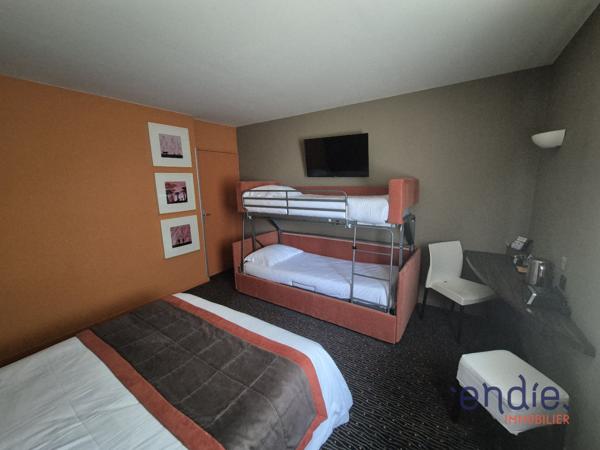 HÔTEL 44 CHAMBRES – EMPLACEMENT PREMIUM AUX PORTES DE NANTES