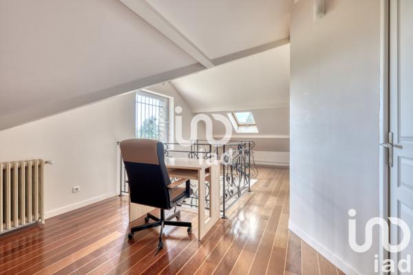 Maison à vendre 6 pièces 199 m² Lagny-sur-Marne