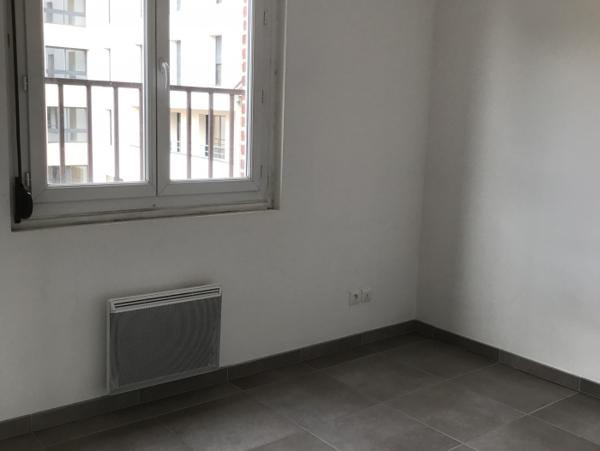 Location Appartement 2 pièces Beauvais (60000) - Centre-ville