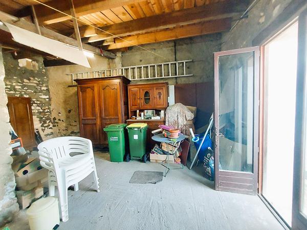 Trillou - Maison 3 chambres avec chai en pierres entre forêt et marais