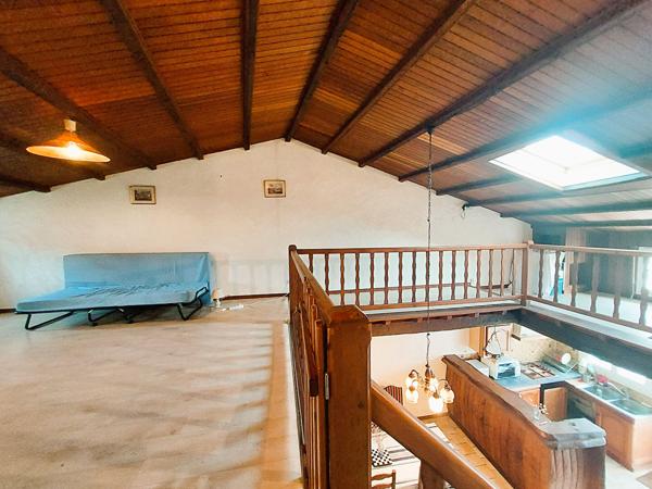Trillou - Maison 3 chambres avec chai en pierres entre forêt et marais