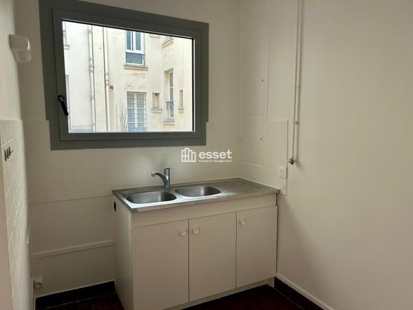Location Appartement 3 pièces 58 m² - Paris 75015