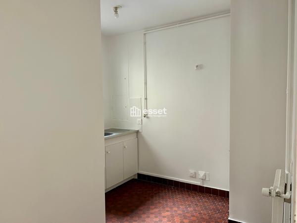 Location Appartement 3 pièces 58 m² - Paris 75015
