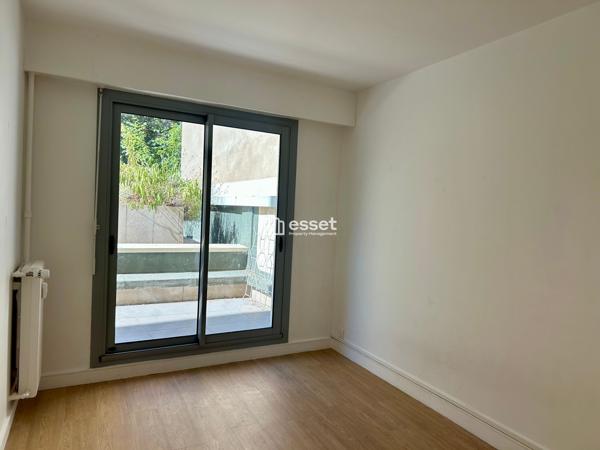 Location Appartement 3 pièces 58 m² - Paris 75015