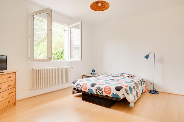 A VENDRE NANTES/ZOLA MAISON 5 CHAMBRES/GARAGE /JARDIN/ STUDIO