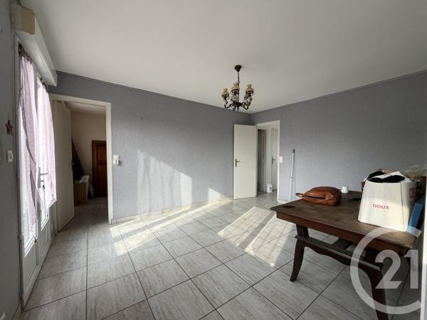 Maison à vendre  3 pièces - 58 m2 BEAUMONT LE ROGER - 27