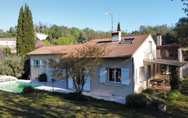 Maison à vendre    5 pièces • 161 m2 Chabeuil