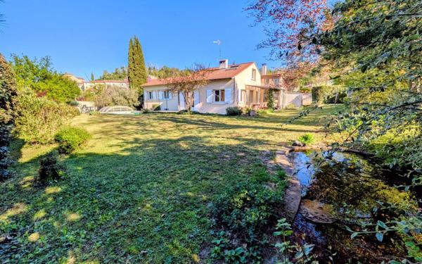 Maison à vendre    5 pièces • 161 m2 Chabeuil
