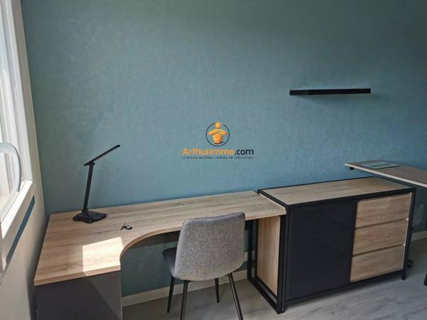 Location                                                      Studio
                        
                     1 pièces                      17 m2                     à Pau