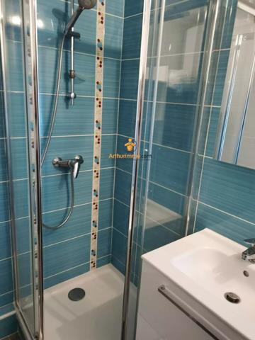 Location                                                      Studio
                        
                     1 pièces                      17 m2                     à Pau
