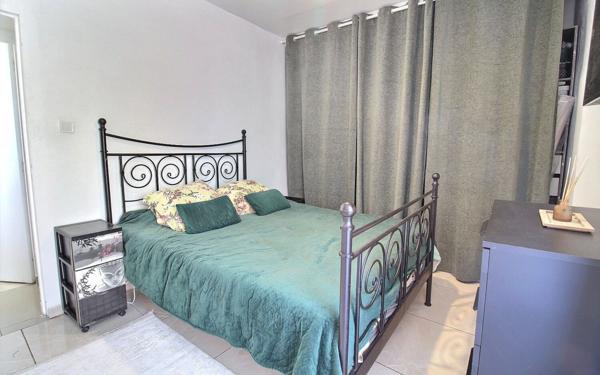 Maison à vendre    12 pièces •  Marseille 3