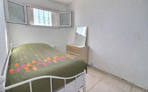 Maison à vendre    12 pièces •  Marseille 3