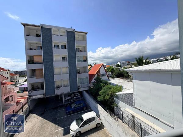 Appartement à vendre 2 pièces 41.87m² Saint-Denis (97490)