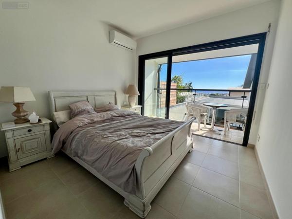 Maison à vendre à Saint-Gilles-les-Bains à la Réunion (97434), ref : MTKU   
Carros