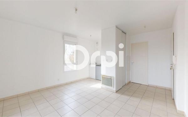 Appartement à vendre    2 pièces • 44 m2 Bron
