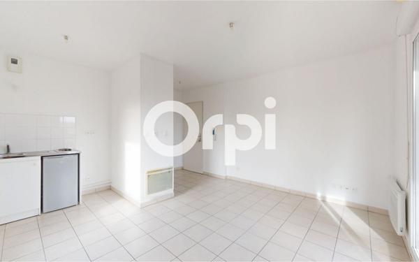 Appartement à vendre    2 pièces • 44 m2 Bron