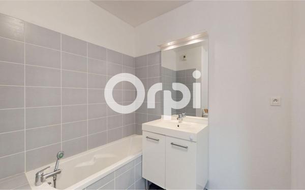 Appartement à vendre    2 pièces • 44 m2 Bron