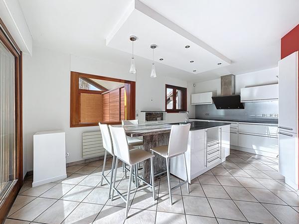 Maison 4 pièces - 151 m² Exclusivité efficity