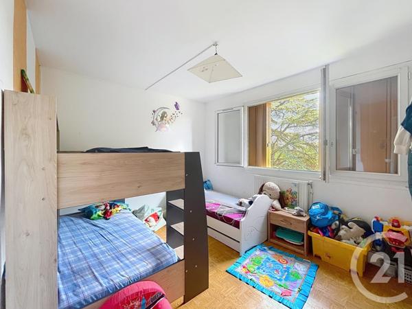 Appartement F3 à vendre  3 pièces - 60,71 m2 MONTEREAU FAULT YONNE - 77