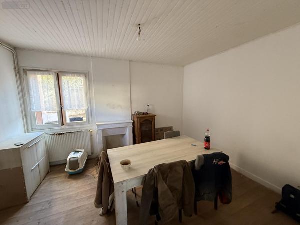 Maison à vendre à Vichy dans l'Allier (03200), ref : 2024/829-03020