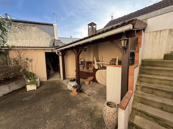Maison à vendre à Vichy dans l'Allier (03200), ref : 2024/829-03020