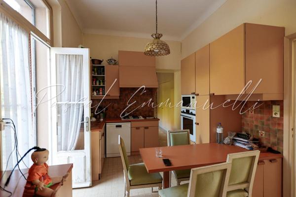 Maison Cannes 5 pièce(s) 250 m2 Petit Juas 1 480 000 euros