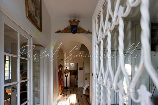 Maison Cannes 5 pièce(s) 250 m2 Petit Juas 1 480 000 euros