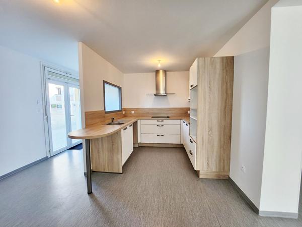 Appartement Ecommoy 2 pièces 72.67 m2