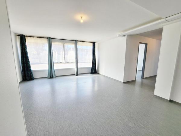 Appartement Ecommoy 2 pièces 72.67 m2