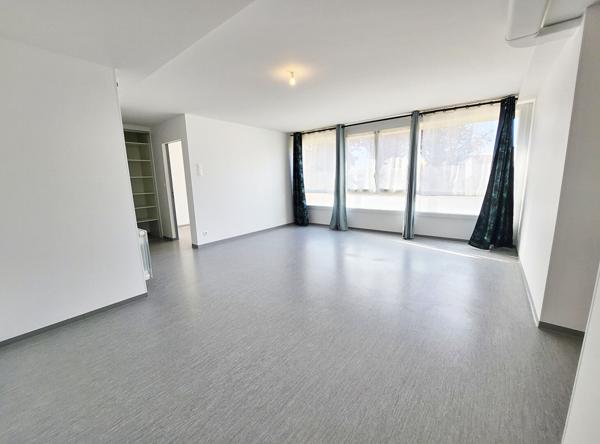 Appartement Ecommoy 2 pièces 72.67 m2