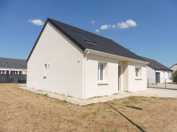 Maison récente de plain-pied ? Terrain de 610 m² ? Lamotte-Beuvron