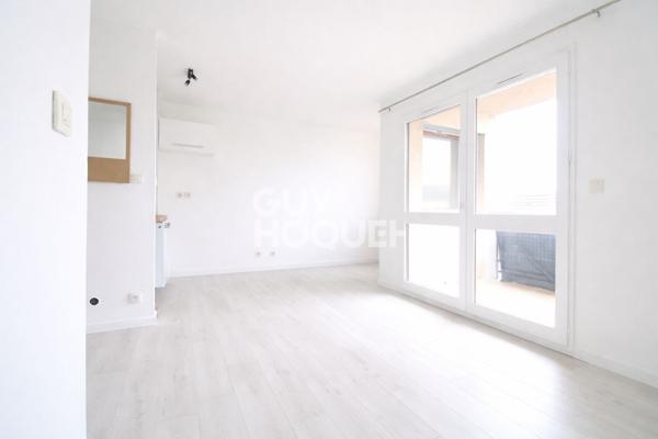 Appartement Brie Comte Robert 26.15 m2 avec un balcon et stationnement