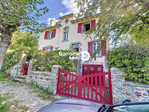 Vente maison à Crozon, 9 pièces 202m²