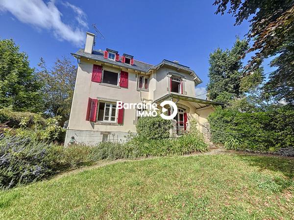 Vente maison à Crozon, 9 pièces 202m²
