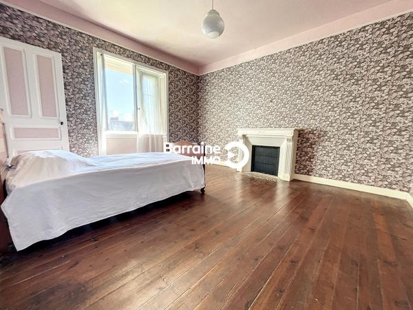 Vente maison à Crozon, 9 pièces 202m²