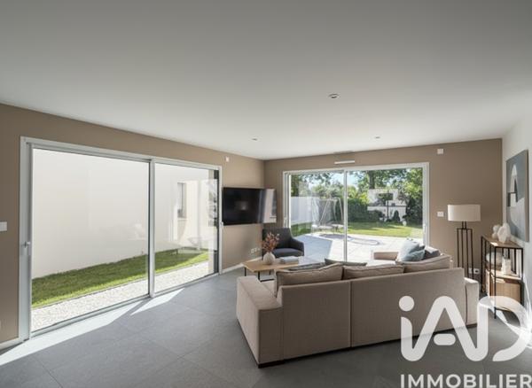 Maison à vendre 6 pièces 128 m² Coulon