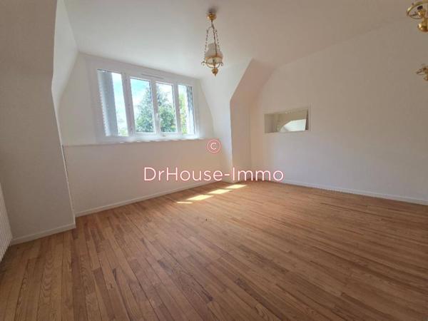 Maison à vendre 10 pièces de 180 m²