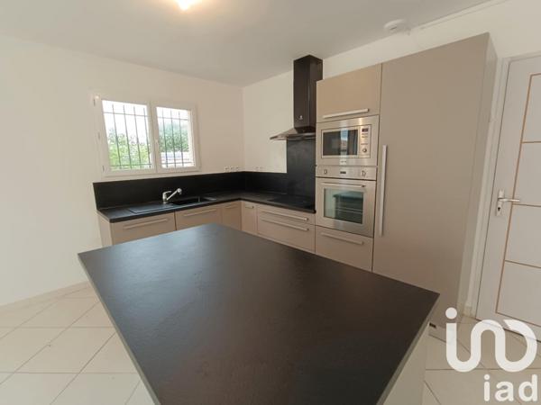 Maison à vendre 4 pièces 90 m² Vauvert