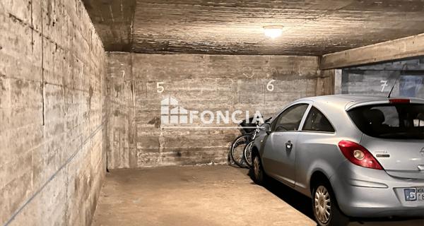 À vendre Parking 12 m² - Clermont-ferrand 63000