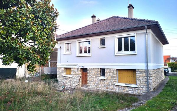 Maison à vendre    4 pièces • 76,57 m2 Taverny