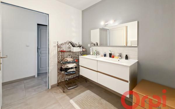 Maison à vendre    4 pièces • 101,41 m2 Avord