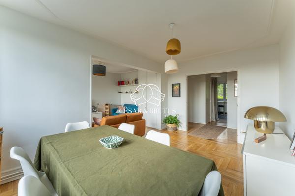 COEUR TASSIN – 110m² – 4 Chambres – 2 SDE – BALCON À VIVRE