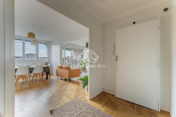 COEUR TASSIN – 110m² – 4 Chambres – 2 SDE – BALCON À VIVRE