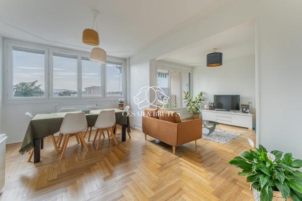 COEUR TASSIN – 110m² – 4 Chambres – 2 SDE – BALCON À VIVRE