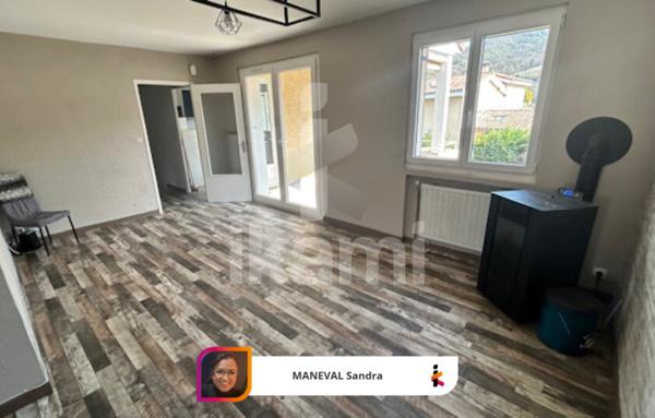 Maison 4 chambres et un bureau