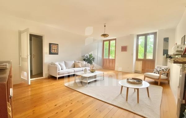 155 m2 à 5 min de Romans   Le charme de l’ancien à remodeler selon vos envies (potentiel +++)